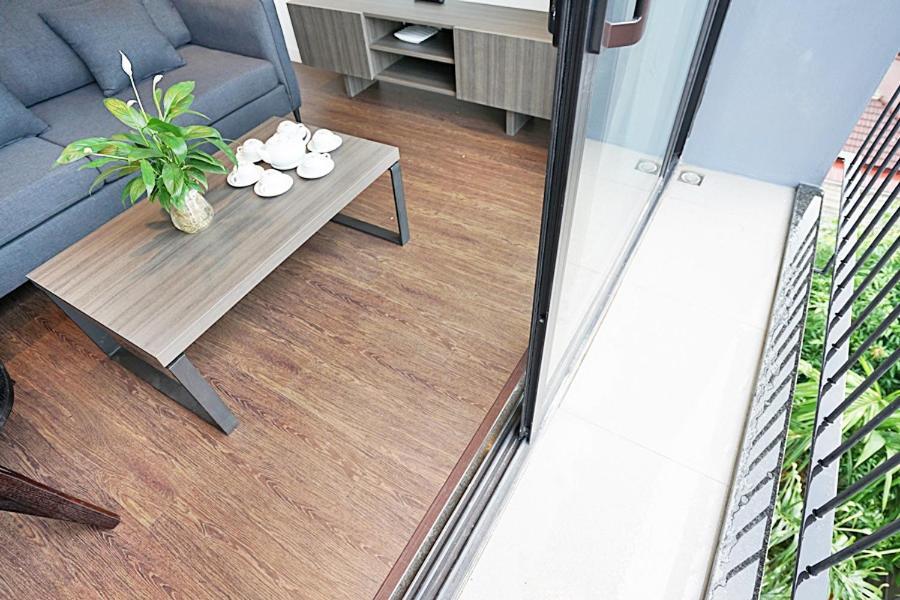 Hanoi Home 3 - Luxury Apartment In Tay Ho Street Bagian luar foto